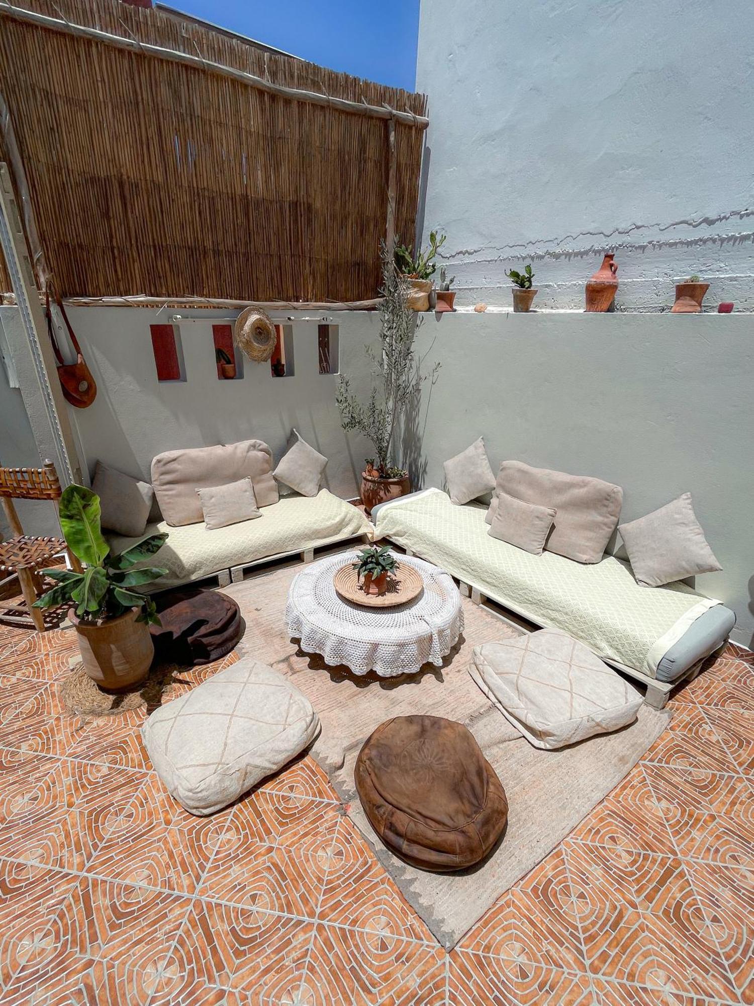 Desart Hostel Tamraght 外观 照片